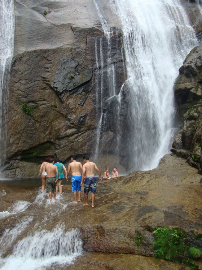 Ilhabela vattenfall1