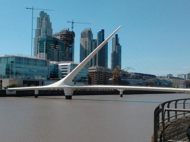 GÅNGBRON PUENTE DE LA MUJER